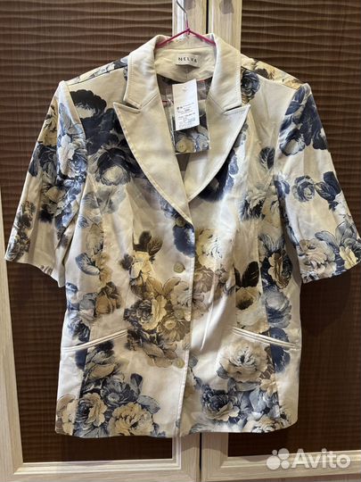 Пиджак женский с коротким рукавом