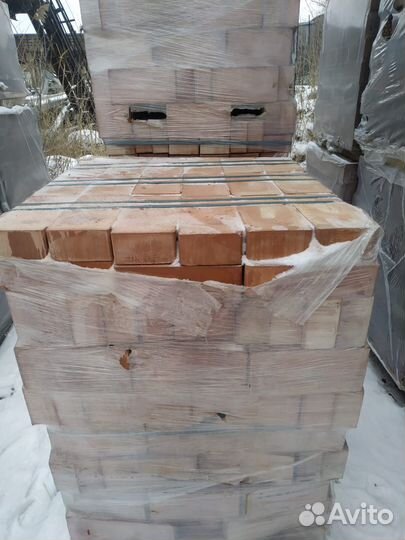 Кирпич полнотелый красный