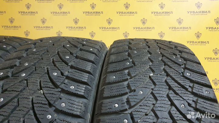 Formula Ice 215/55 R17 98T