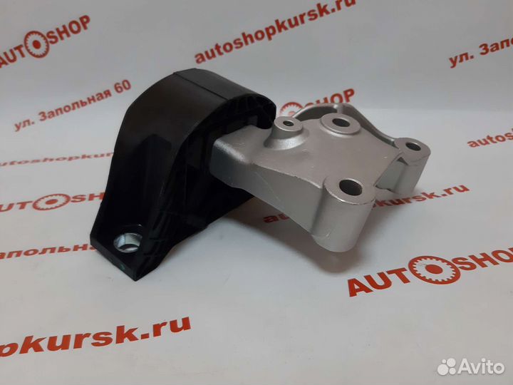 Подушка правая двигателя Рено Логан 2