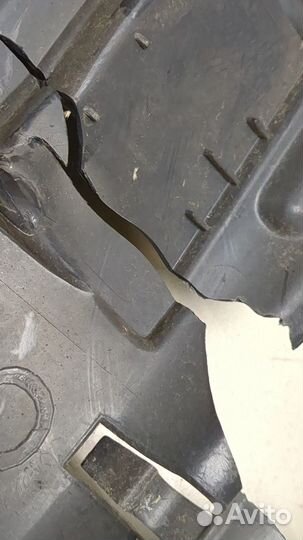 Защита днища, запаски, кпп, подвески Citroen C5 2008, 2008