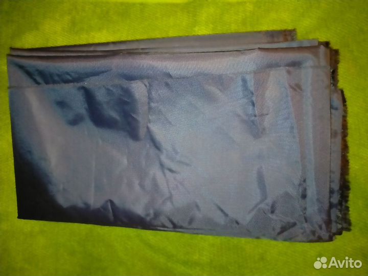 Отрез ткани плащевка