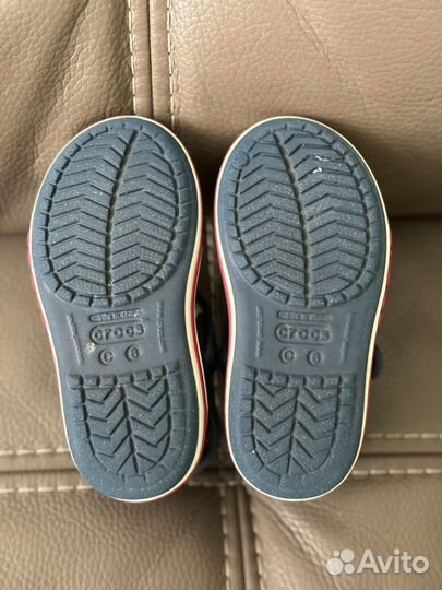 Сандалии crocs c6