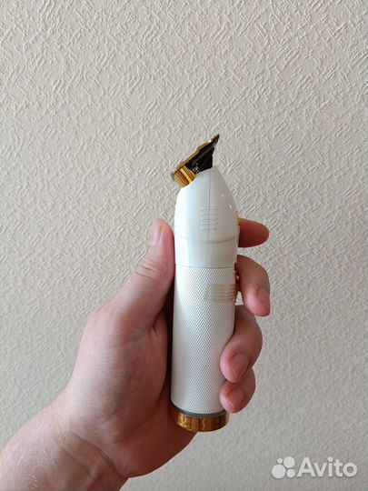 Триммер для бороды и усов