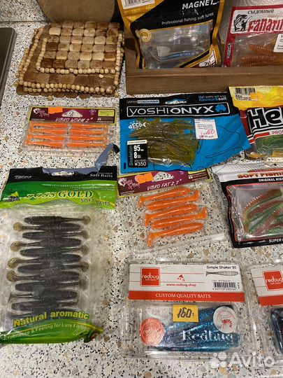 Силиконовые приманки и аксессуары рыболова