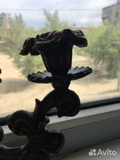 Подсвечник