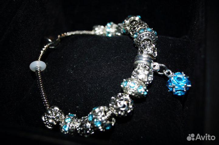 Браслет с шармами Pandora