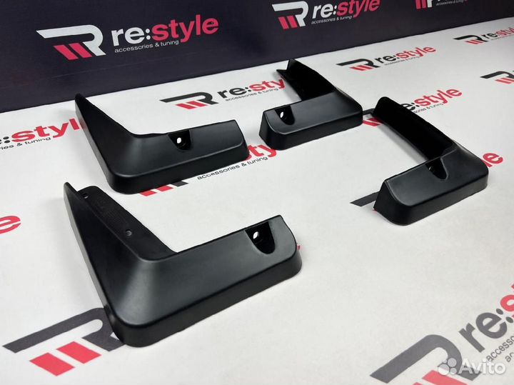 Брызговики Lexus ES250/ES350 12-18 Черные R2023