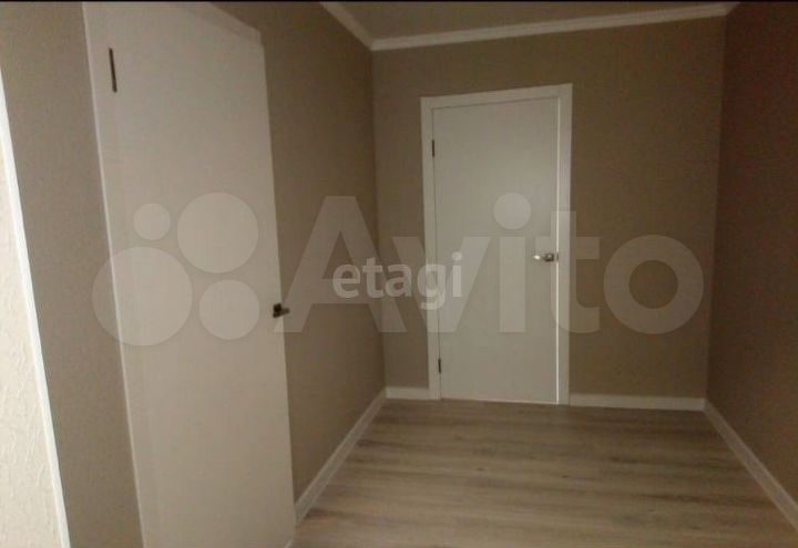 2-к. квартира, 56 м², 4/14 эт.