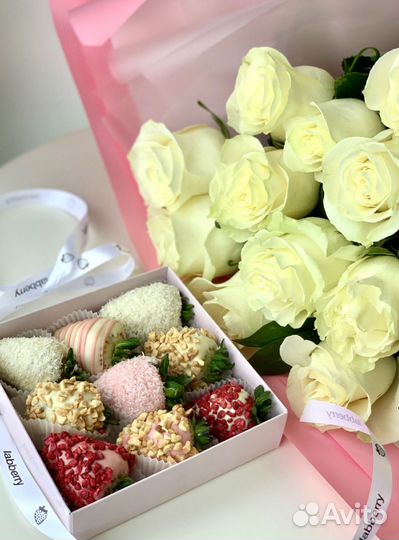 Букеты из клубники в шоколаде к празднику