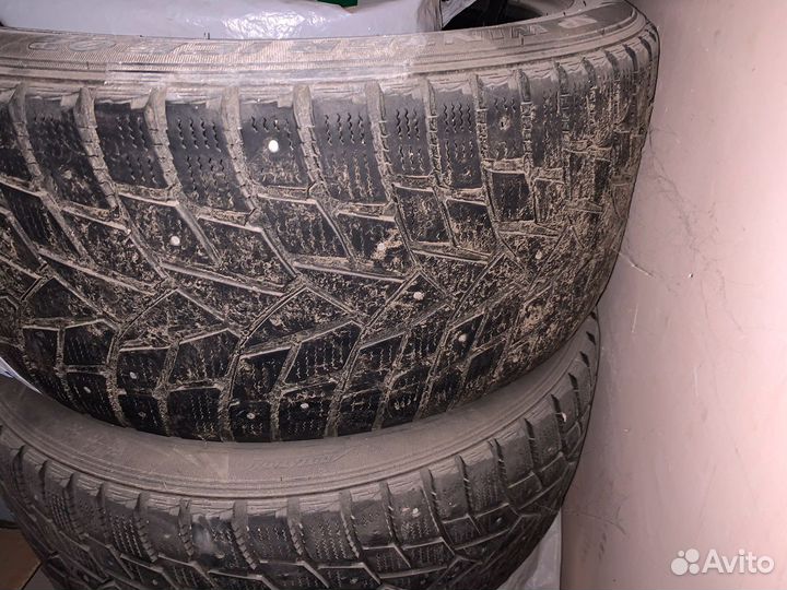 Dunlop SP Winter Ice02 245/45 R19 и 275/40 R19 204Z