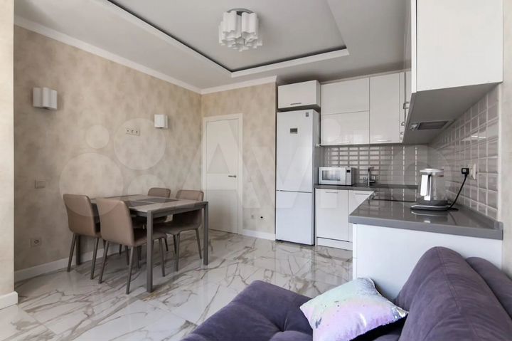 2-к. квартира, 64 м², 9/18 эт.