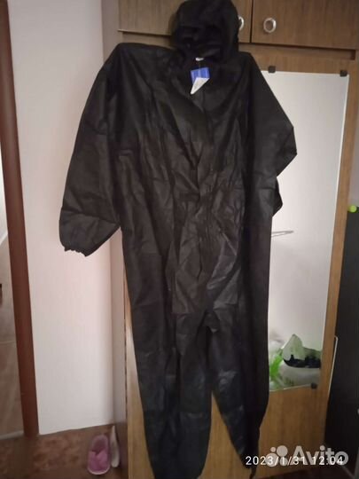 Комбинезон одноразовый