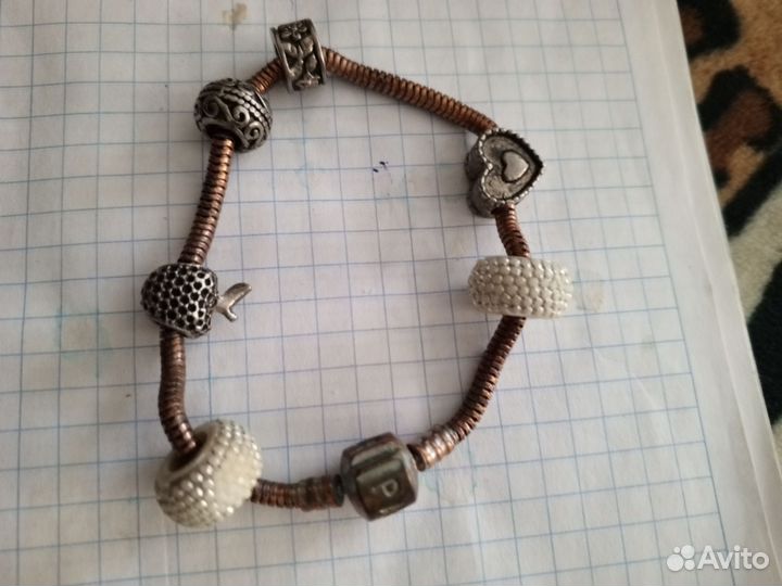 Браслет Пандора с шармами