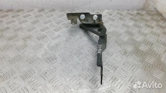 Петля капота opel astra GTC (7MA13D501)