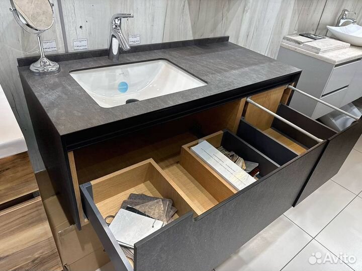 Комплект мебели для ванной на заказ с доставкой