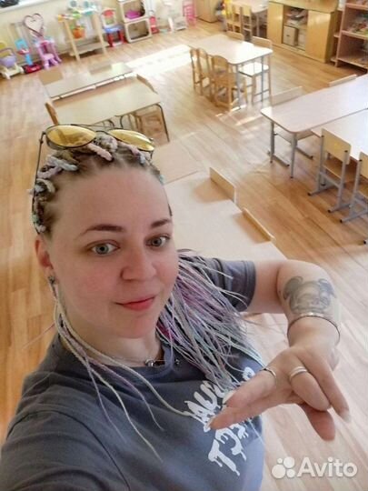 Плетение косичек, наращивание, брейды