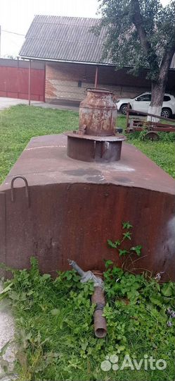 Железный бак