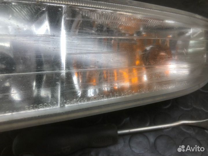 Фара противотуманная левая Ssangyong Rexton 1