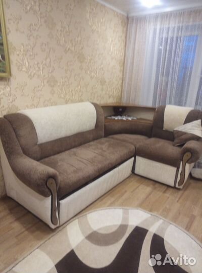 Угловой диван и кресло - кровать