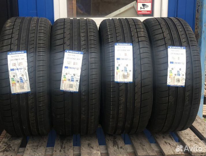 Triangle TH201 225/35 R20