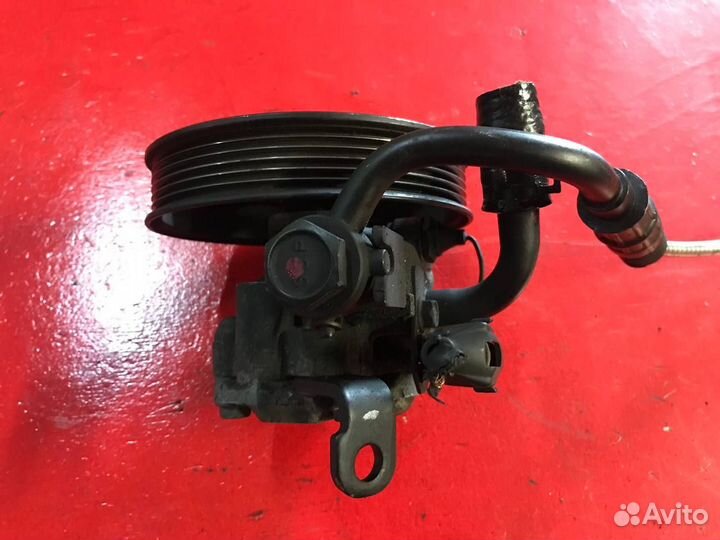 Насос гура Hyundai Tucson JM G6BA 2004