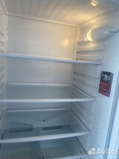 Холодильник hotpoint ariston бу
