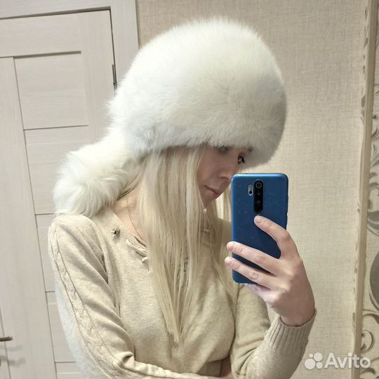 Шапка Папаха белая женская из песца