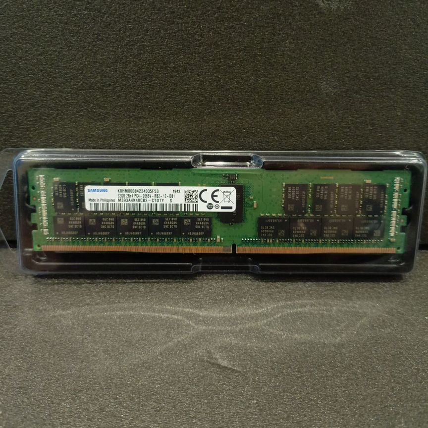 [M393A4K40CB2-CTD7Y] Samsung 32 Гб 2666 Мгц M393a4k40cb2-Ctd7y