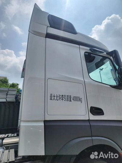 Mercedes-Benz Actros, 2023