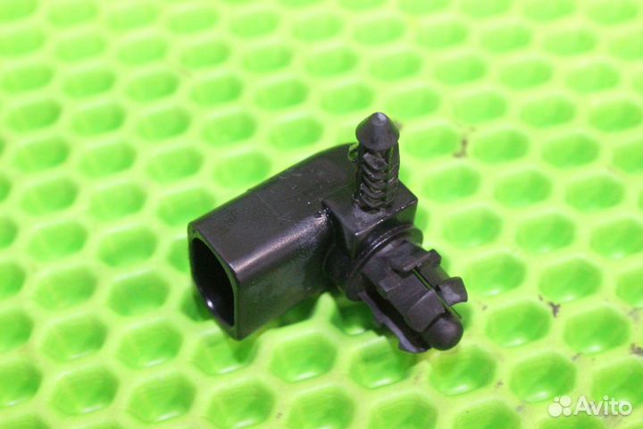 Датчик температ. воздуха Cadillac Escalade GMT900