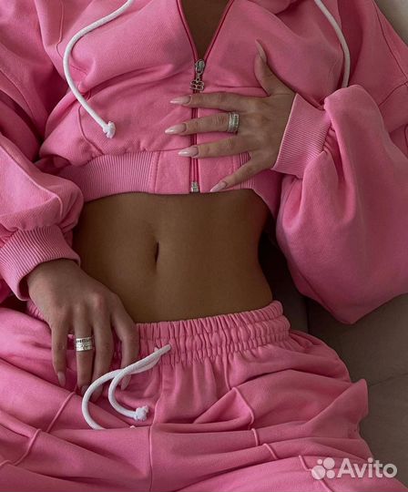 Женский спортивный костюм розовый