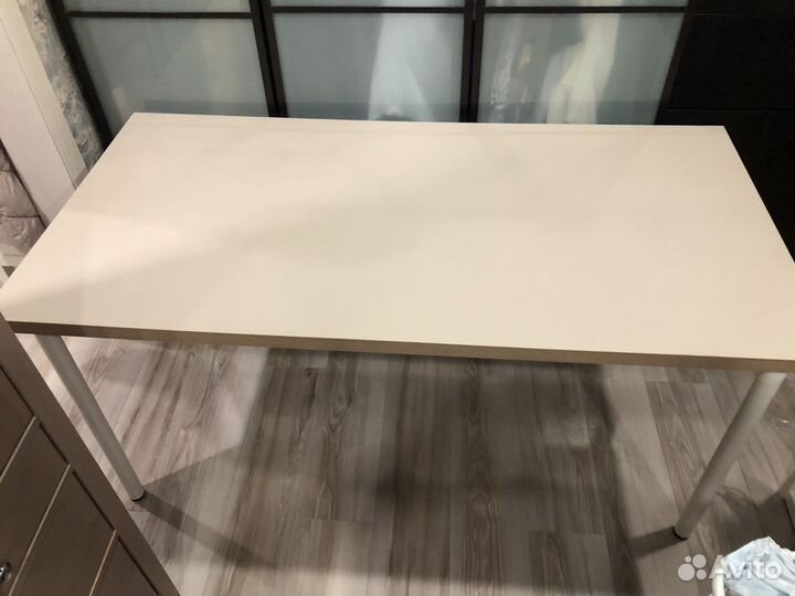 Стол IKEA linnmon
