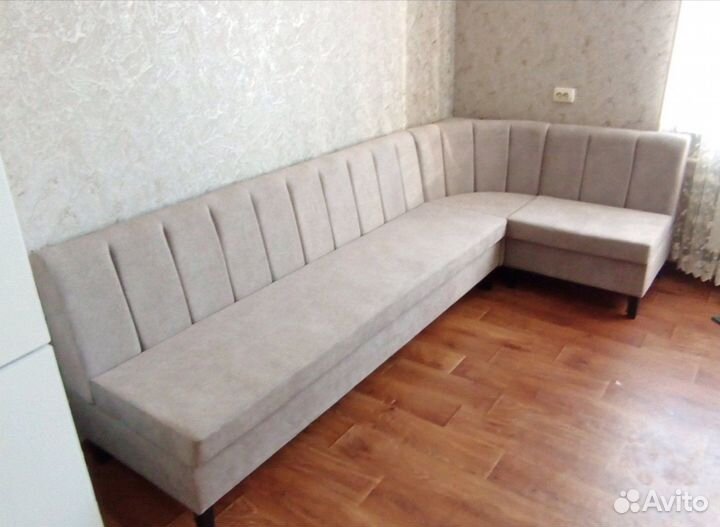 Кухонный угловой диван