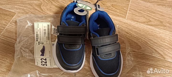 Кроссовки 27 новые
