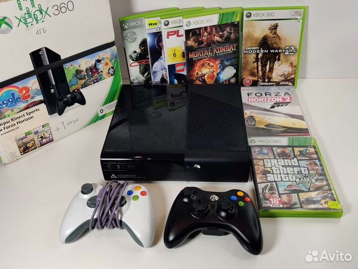 Xbox 360 e + два геймпада + игры