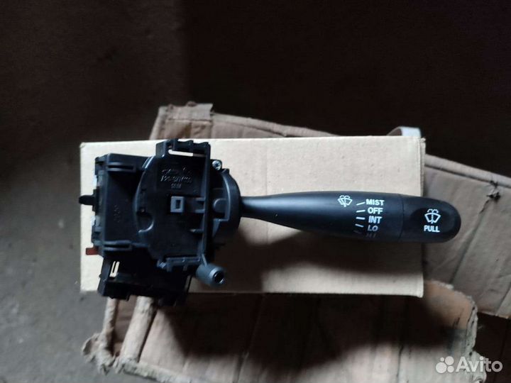 Подрулевой переключателей Дворников Фора Fora эсти