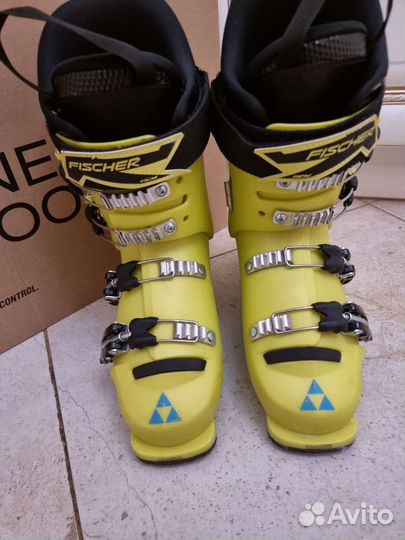 Горнолыжные ботинки fischer