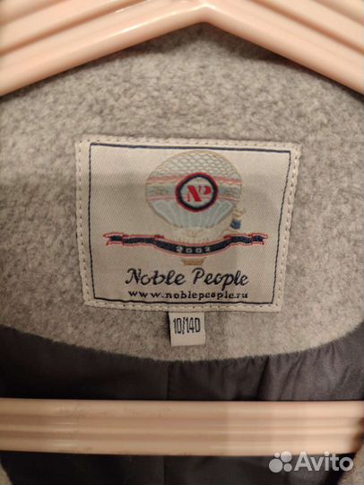 Пальто для девочки 140