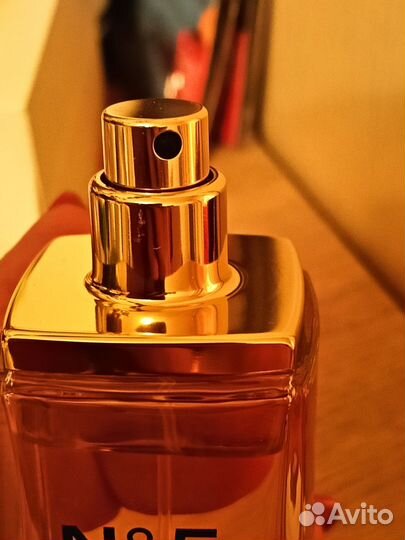 Chanel No 5 Eau de Toilette