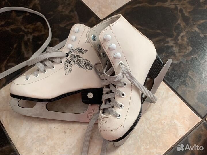 Коньки 2 пары