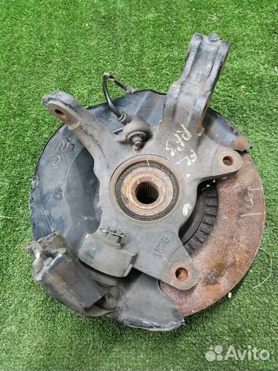 Ступица передняя левая Honda Stepwgn RF3