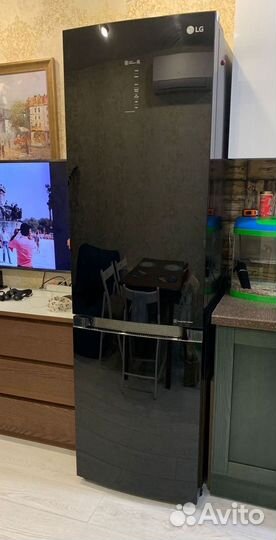 Ремонт холодильников Ремонт стиральных машин