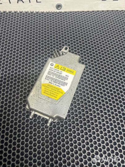 Блок управления SRS Bmw 7 F01 N63B44 2008