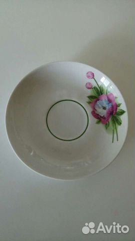 Блюдце от чайного сервиза 