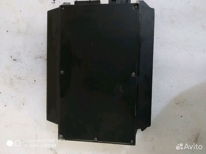 Усилитель звука BMW x5. 4.8l