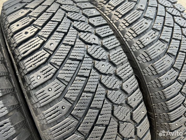 Gislaved Nord Frost 200 225/65 R17 106T