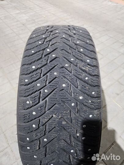 Nokian Tyres Hakkapeliitta 8 215/60 R16 99T