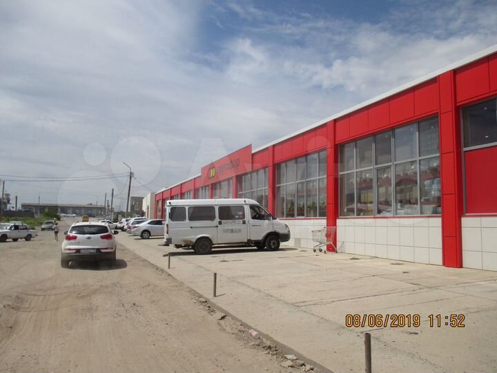 Торговая площадь, 1100 м²