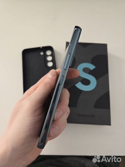 Samsung Galaxy S22, 8/128 ГБ